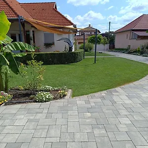  Apartament Nemeti Apartmanhaz Węgry
