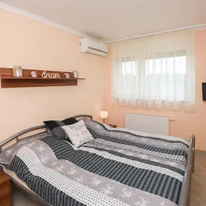  Apartament Rozsa Voelgy Węgry